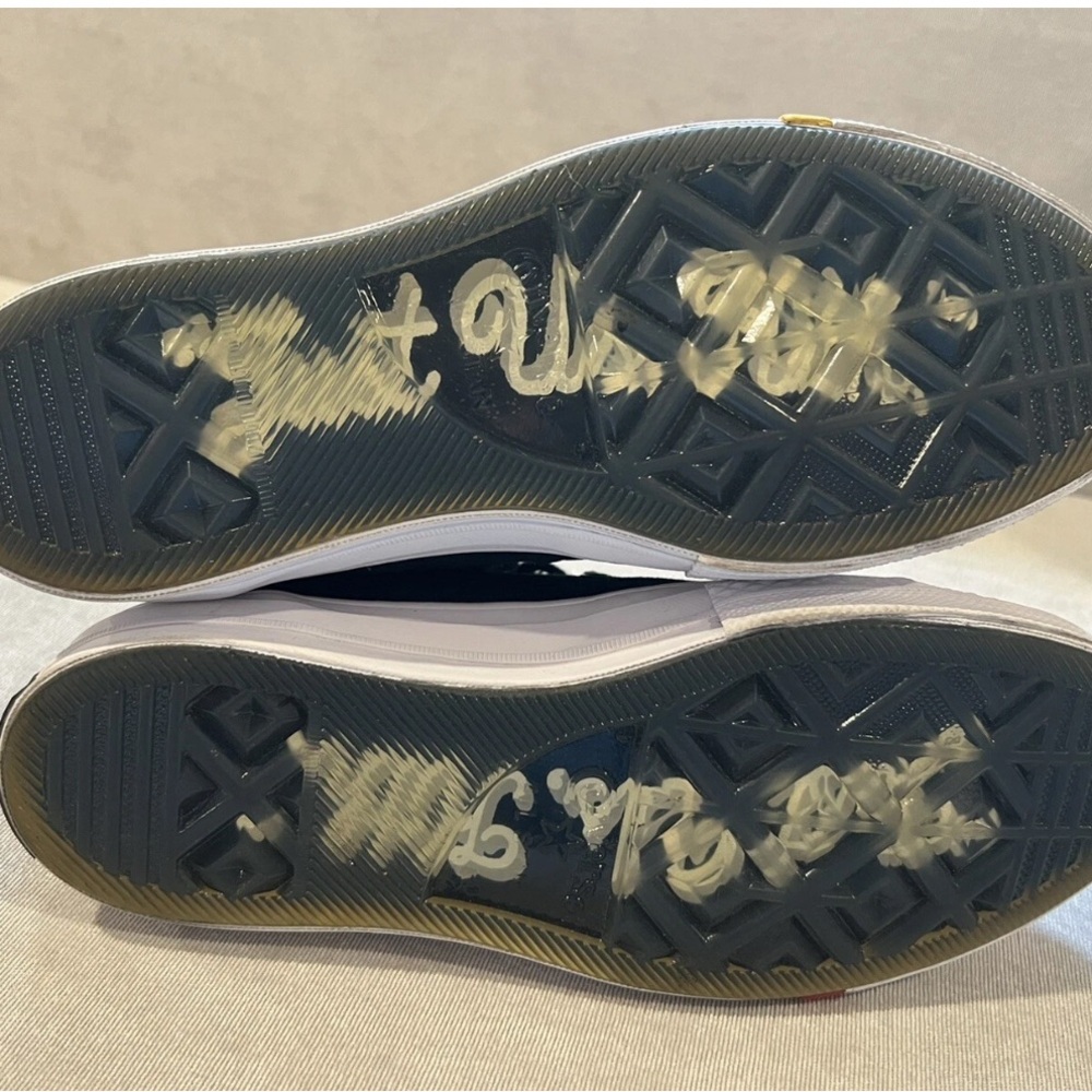 CONVERSE Chuck 70 HI Kith Looney Tunes Size Men’s Size 9.5/Women’s Size 11.5 - Picture 3 of 8